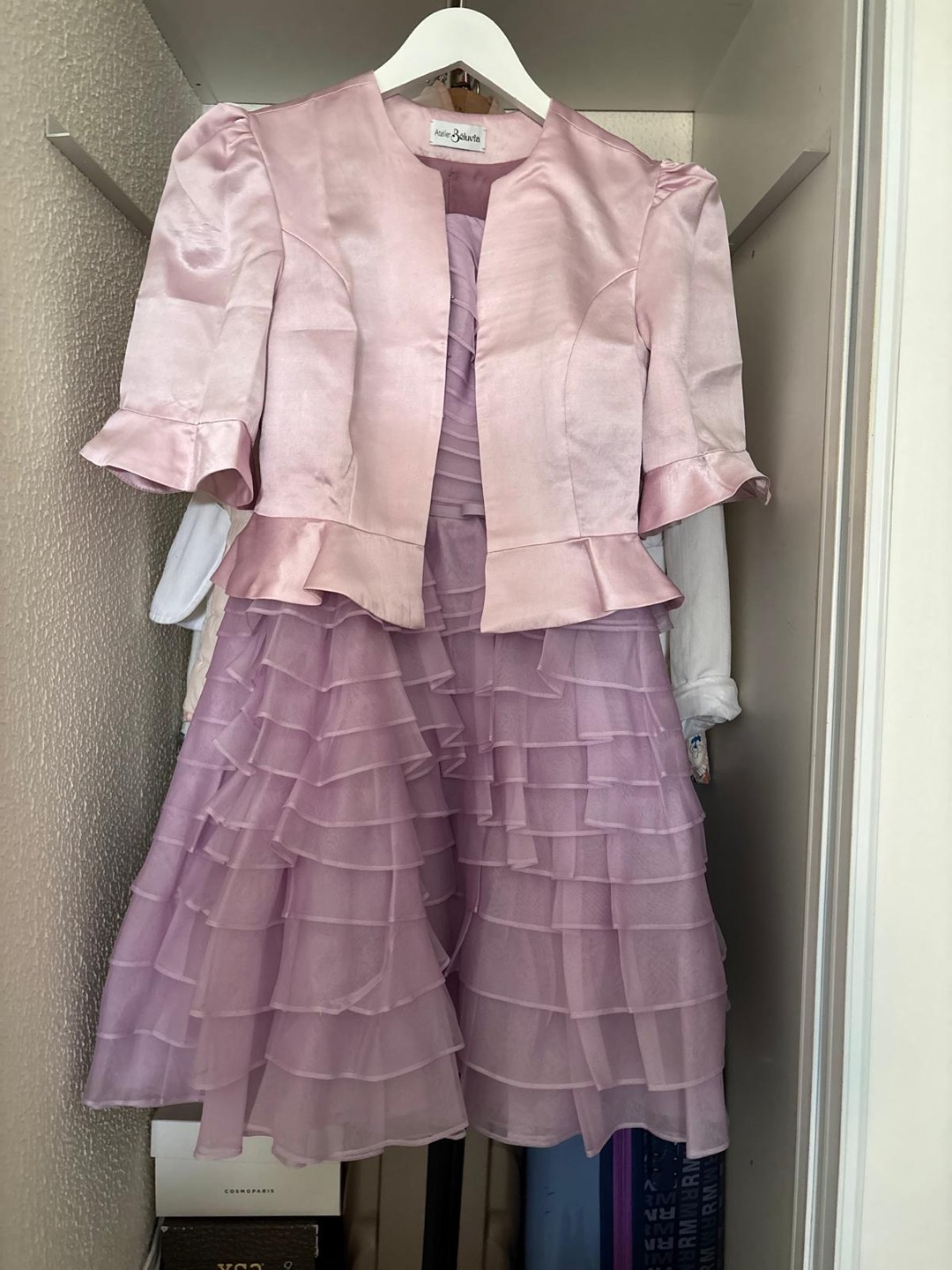 Tenue de cérémonie — Instant précieux